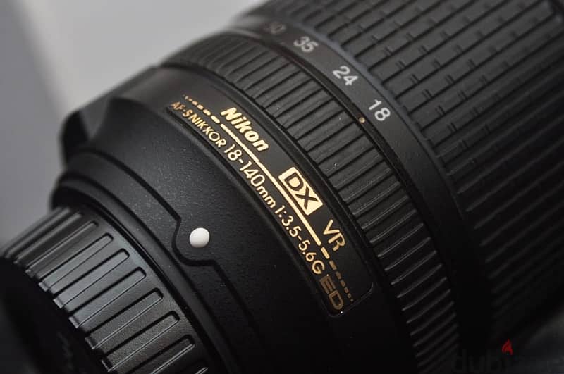 Nikon lens 18/140 1