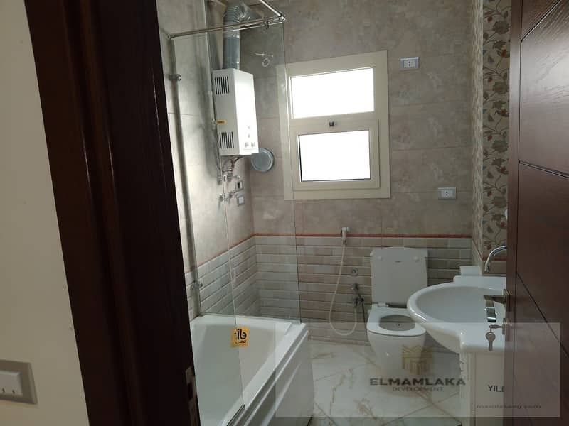 "First-floor apartment for rent in the 7th District of Sheikh Zayed. 3