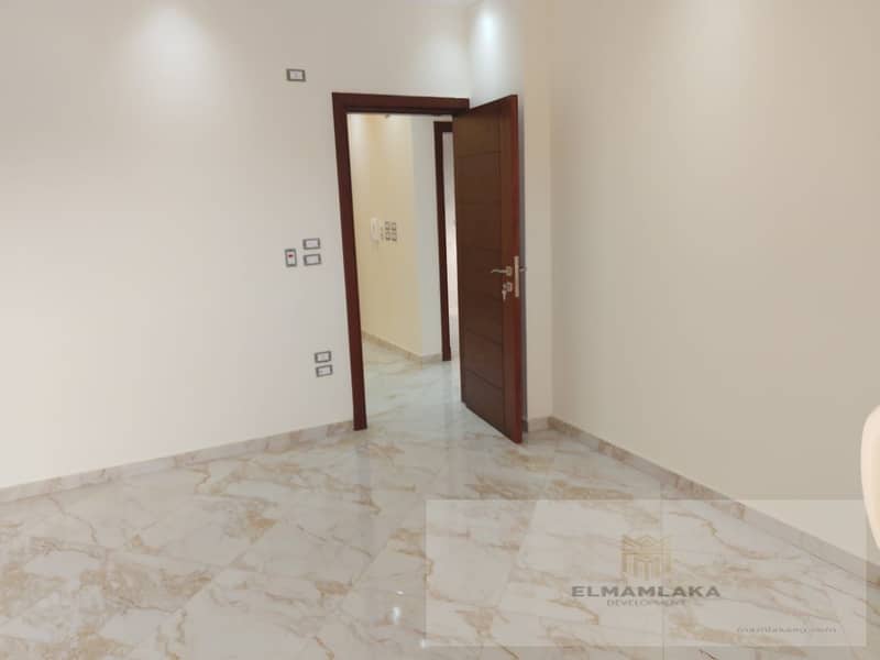 "First-floor apartment for rent in the 7th District of Sheikh Zayed. 7