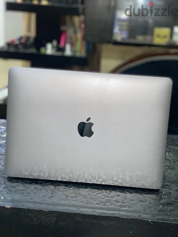 MacBook pro m2 2022 2