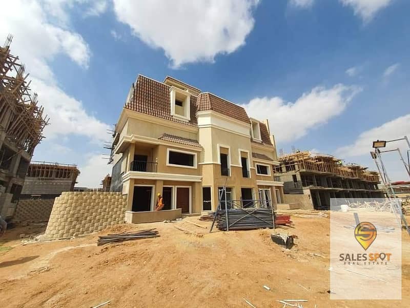 80-meter studio for sale with a 42% discount and 8-year installments in Sarai Compound, directly in front of Madinaty and Shorouk - from MNHD 12