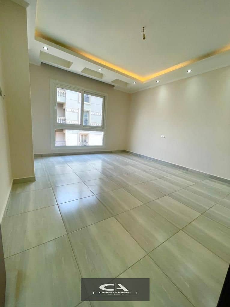 Apartment for immediate receipt, fully finished, with air conditioners and kitchen, in Amorada Compound In the heart of New Cairo-  last unit 7