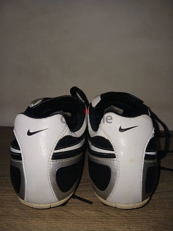 Original Nike boots 3