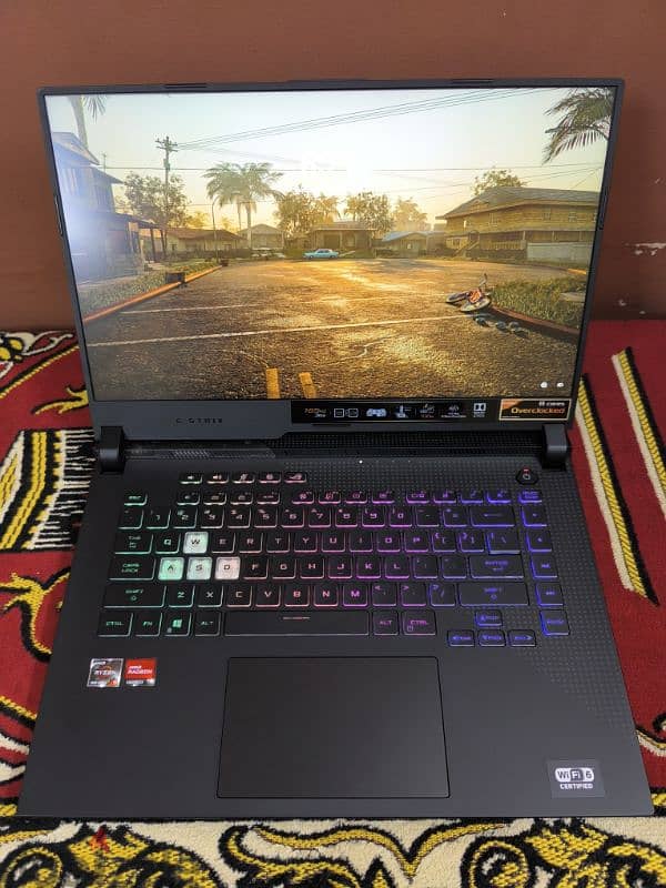 Asus ROG Strix G15 Advantage Edition | R9 5980HX | RX 6800M 12GB 1