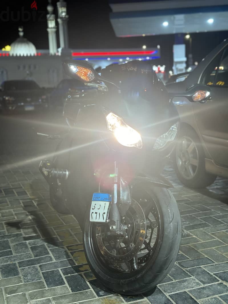 هوندا 1000RR 8