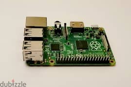 Raspberry Pi 1 Model B+ استعمال 3 سعات 0