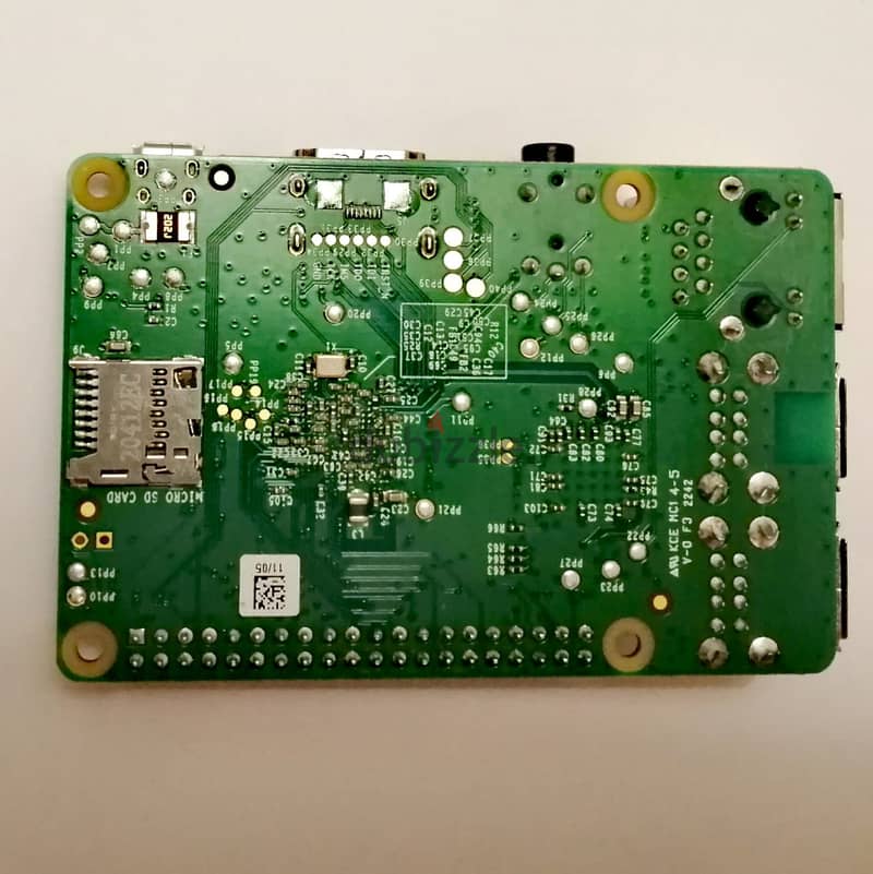 Raspberry Pi 1 Model B+ استعمال 3 سعات 2