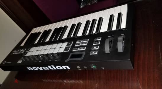 Novation launchkey 37 - MK3 , midi keyboard / controller