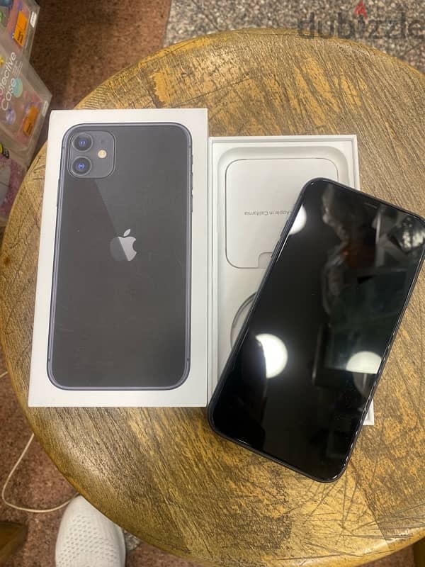 iPhone 11 128G Black جديد 1