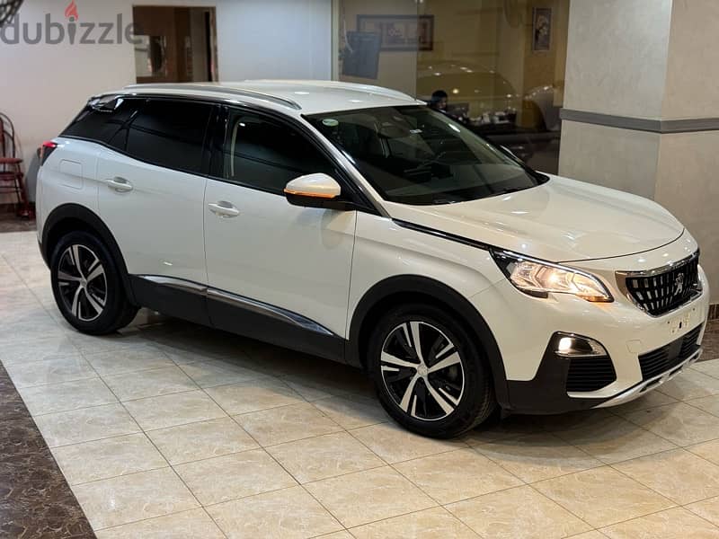 PEUGEOT  3008 ALLURE PACK 2019 WAKEL  KM 21000 فابريكه صيانات 5