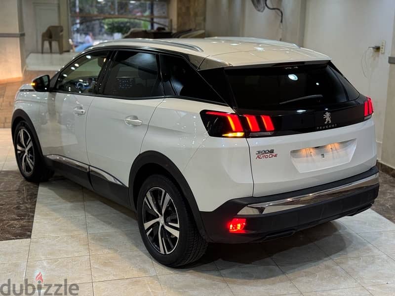 PEUGEOT  3008 ALLURE PACK 2019 WAKEL  KM 21000 فابريكه صيانات 17