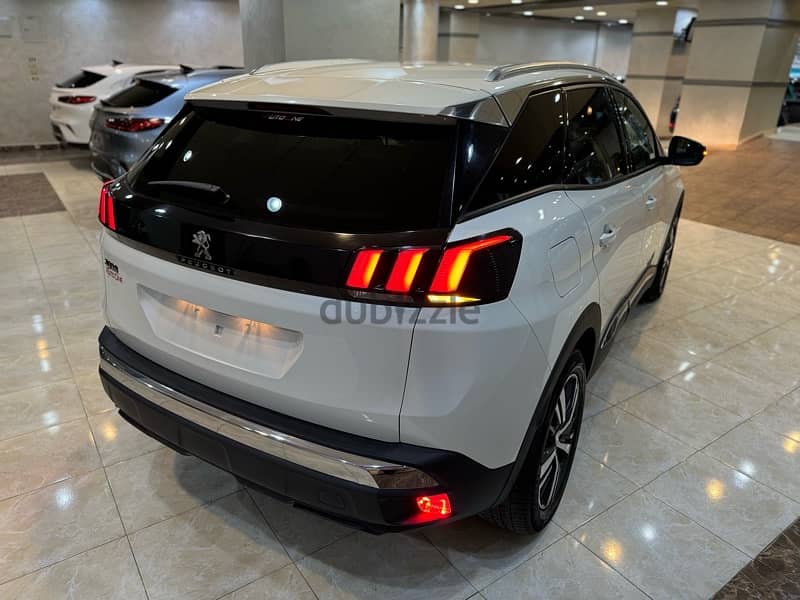 PEUGEOT  3008 ALLURE PACK 2019 WAKEL  KM 21000 فابريكه صيانات 18