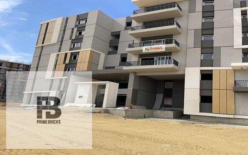 apartment 130 square meter  with a 5% down payment in Haptown Hassan Allam, Mostakbal City,  near Mountain View Aliva 4