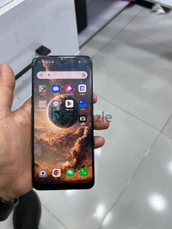 oppo reno 3 8 rem 128 GiGa بالعلبة 1