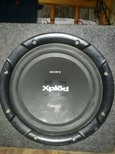 Sony Xplood 1800 W subwoofer with GM Symphony 300 W