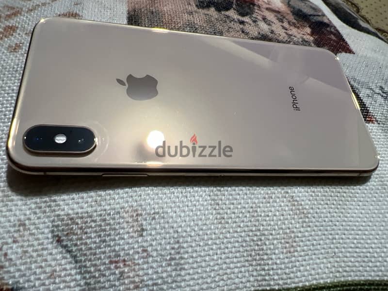 iphone xs max 1