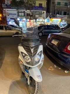 اسكوتر joyride  200 cc  sym 0