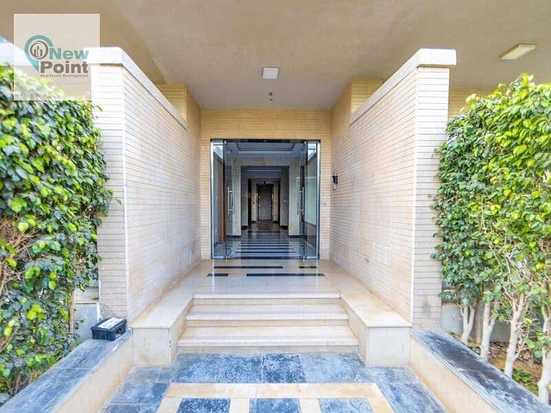 For sale, an apartment with a garden, 140 m, delivery now , in Galleria Moon Valley Compound in the Fifth Settlement 1