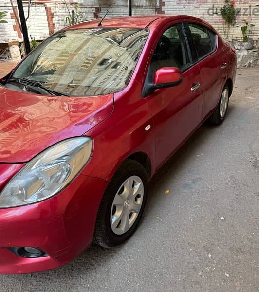 Nissan Sunny 2014 3