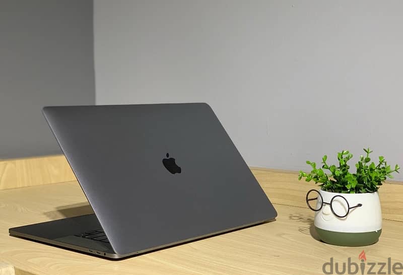 Macbook Pro 2016 15-inch 3