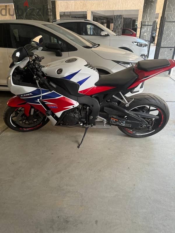 1000rr cbr hrc 2