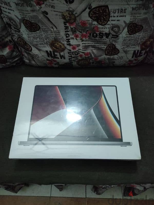 MacBook Pro M1 pro 16 inch Sealed 1