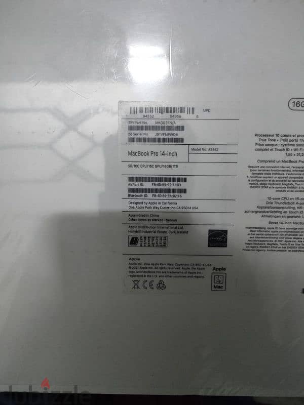 MacBook Pro M1 pro 14 inch Hard 1 Tera Sealed 2