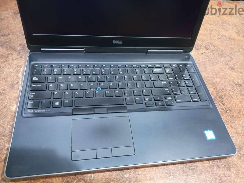 DELL precision 7510 i7-6820HQ Ram 16 & SSD 512 Veg 2G DdR5 3