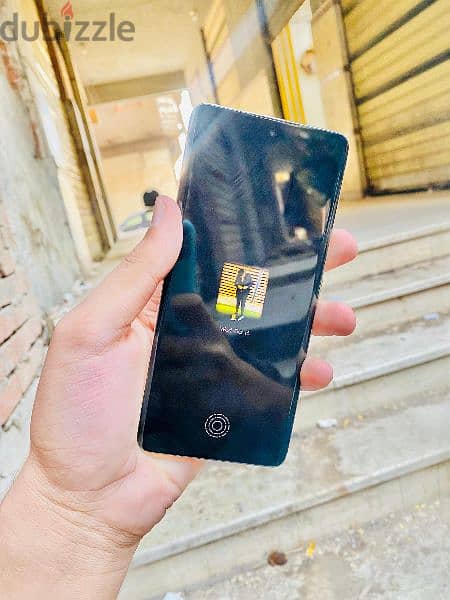 realme 12pro plus للبيع او البدل بiphon 12pro max 4