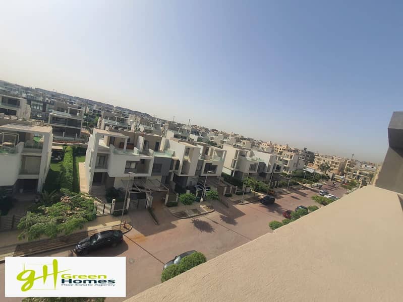 A distinctive apartment with a landscape view, close to the club, fully finished, with an area of ​​130 7