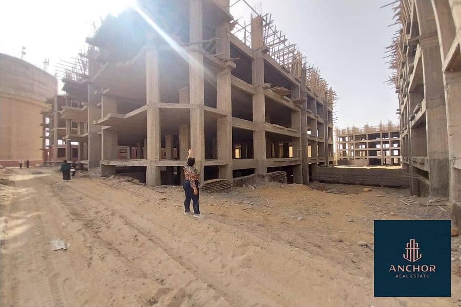 Apartment in Palm Capital installments up to 10 years in the First Fully serviced Compound in Shorouk with a Circular Lagoon and a Lake View 2