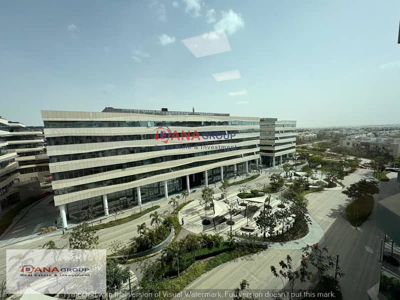 Office for Rent in The Portal -  Area 146 m - fifth floor - finished - central air conditioners  - Rent 110 thousand per month Contact 01016645553 3