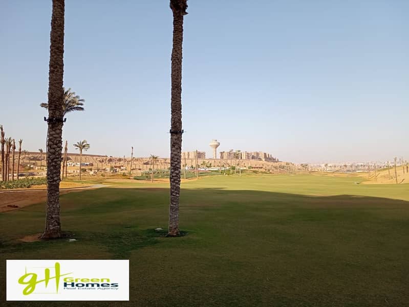 Apartment for sale in a prime location overlooking the golf course at an amazing price, with an area of ​​152 square meters, ready for delivery 4