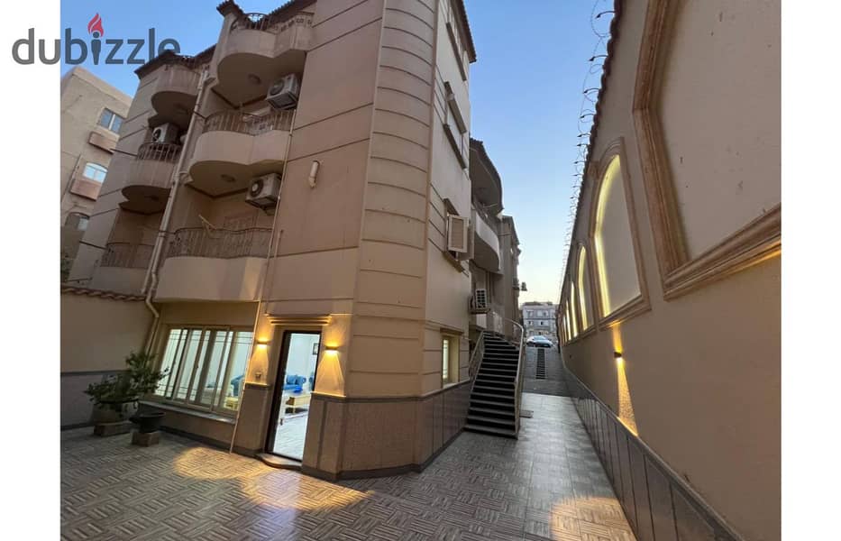 Villa 300m for sale ultra super lux finishing in new cairo banafseg 2 2