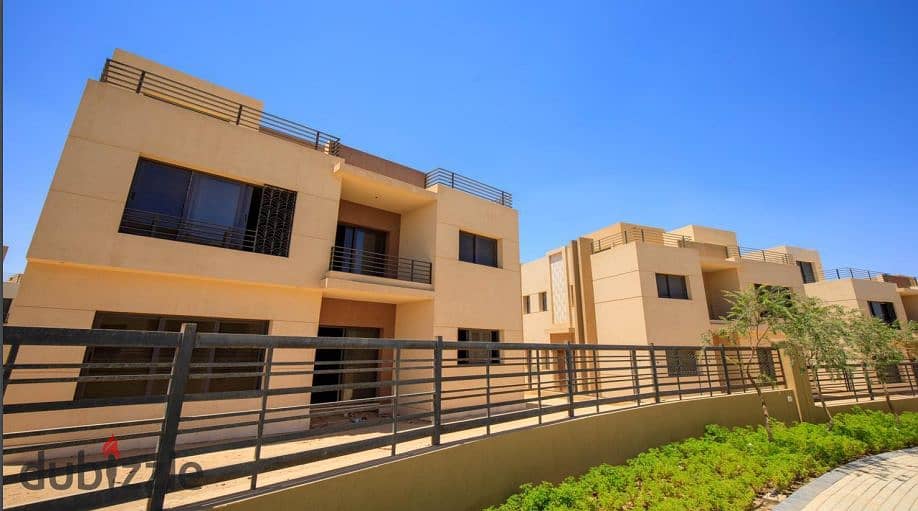 Immediate delivery: 240m villa + 240m garden in ALMA Compound, Sheikh Zayed, near Arkan Mall and opposite Americana Plaza. 5