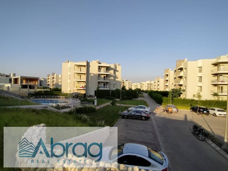 Apartment with garden for sale, fully finished, in The Address Compound, Sheikh Zayed, with a distinctive view 4