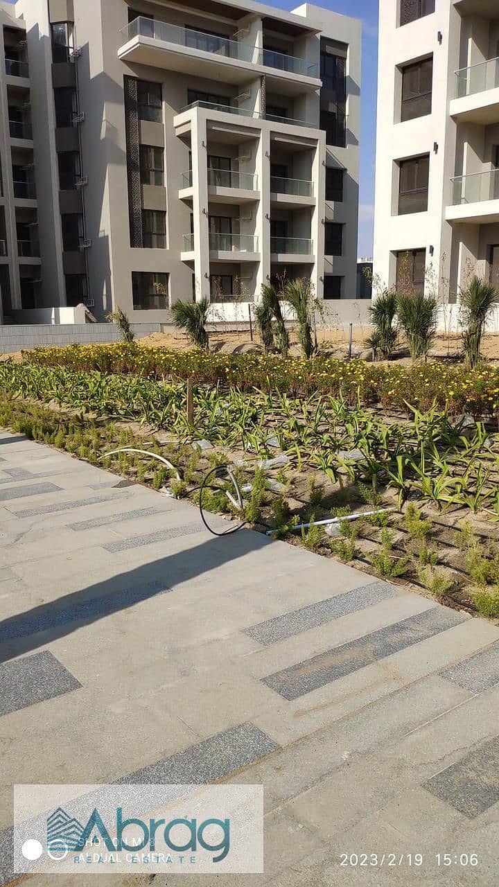 Apartment with garden for sale, fully finished, in The Address Compound, Sheikh Zayed, with a distinctive view 8