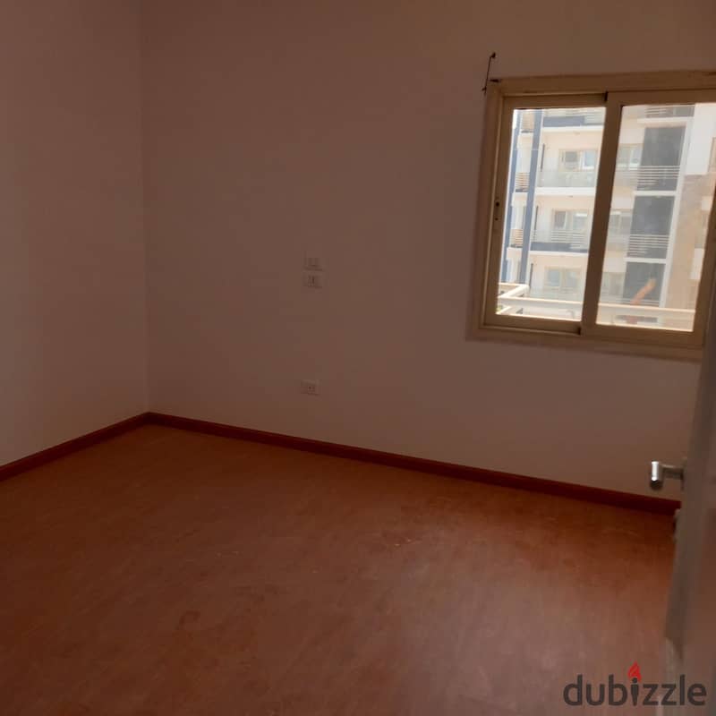 150m Fully Finished Apartment for Rent in Al Maqsad Compound 8