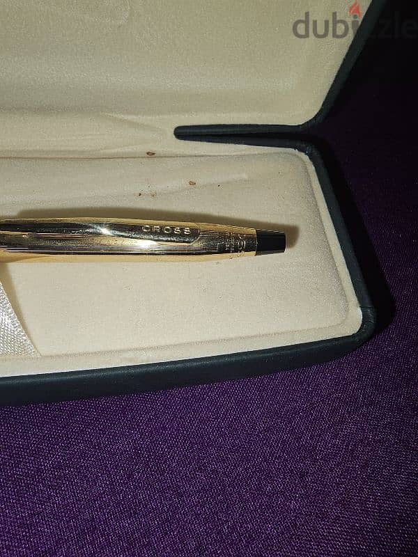 cross pen filled with gold 2