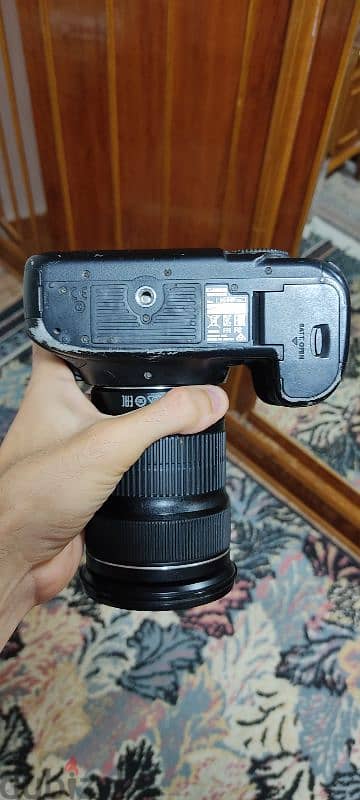 كاميرا كانون 5D mark iii معاها فلاش وبطاريتين 1