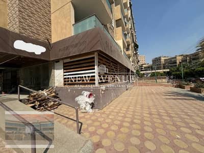 Retail for Sale in Ard el Golf high traffic