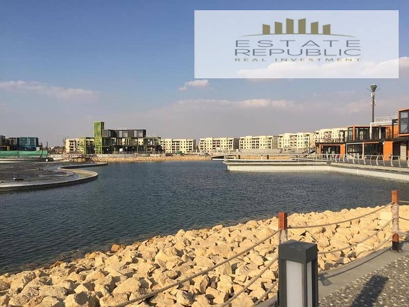 Apartment for sale Very prime location dierct on pool in mivida emaar new cairo 4