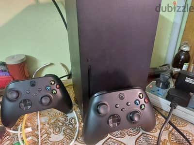 xbox series x with 2 controller