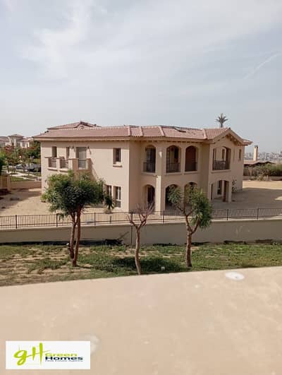 standalone with direct golf view For sale 750 m IN Uptown Cairo