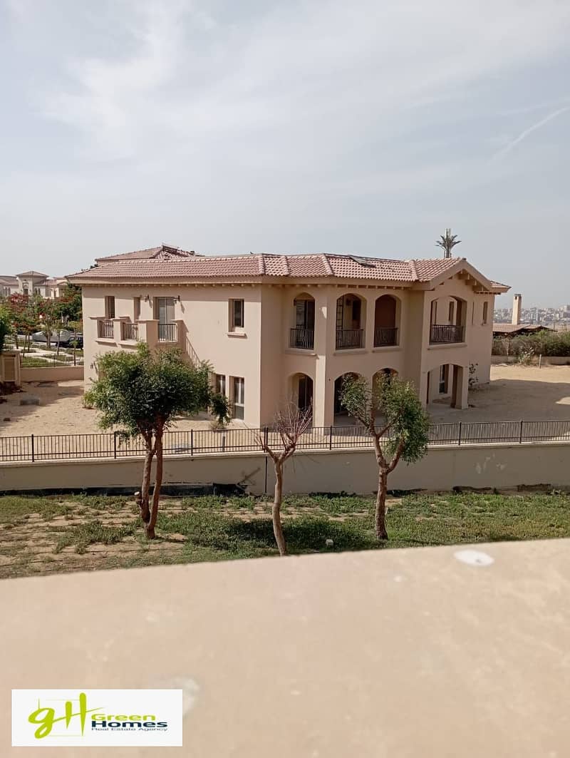 standalone with direct golf view For sale 750 m IN Uptown Cairo 0