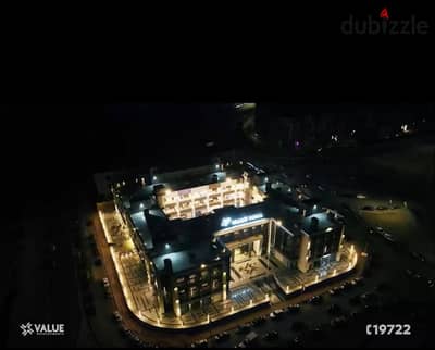 Ground floor shop, 18 m, immediate receipt, in the strongest mall in Shorouk, Value Mall, rented or operated from the first day directly from the