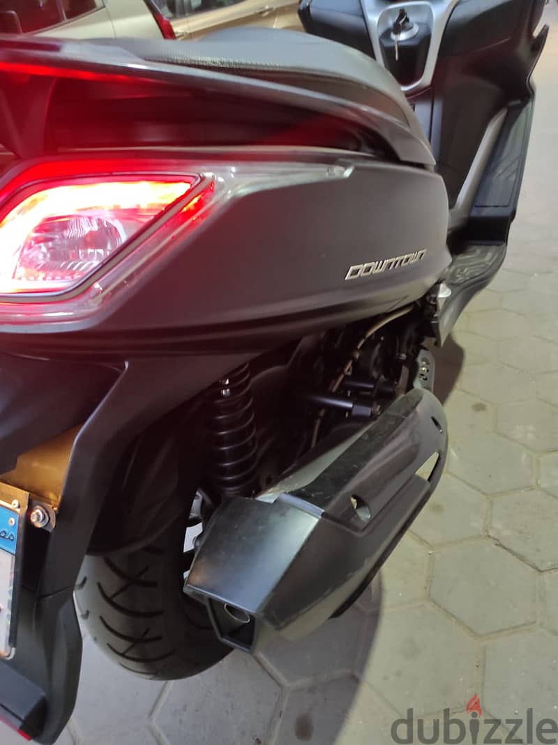 Kymco DownTown 350i ABS TCS 2020  كيميكو داون تاون 7