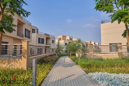 Installment and receive immediately Family House View Landscape in Sheikh Zayed, behind Hyper One