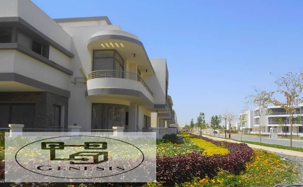 apartment with roof for sale in new cairo Taj city compound  with an amazing price 7