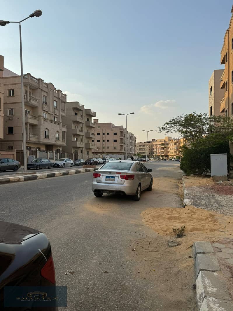 Duplex ready to move in the seventh district, buildings next to Hassan Allam Compound, Suez Road, Gate 2, the middle link 7